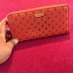 Kate Spade ♠️ Wallet salmon color 4x7